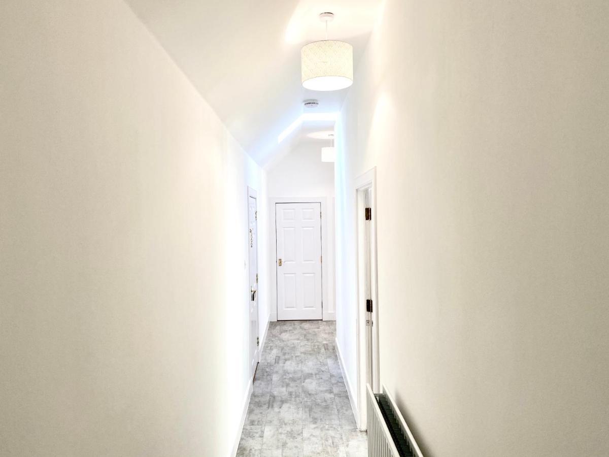 Serviced Accommodation Moray - Lesmurdie House 엘긴 외부 사진